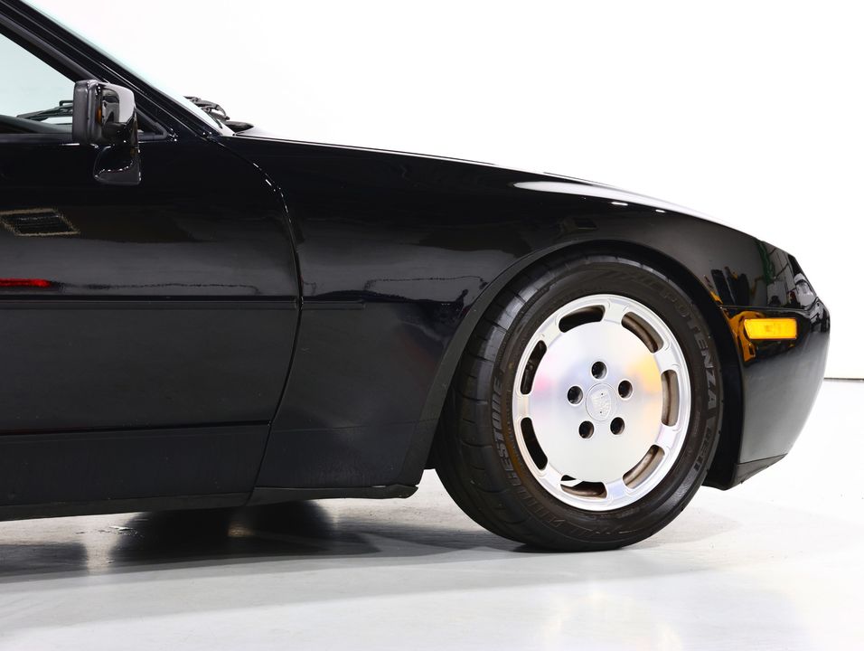 1988 Porsche 944 Turbo Coupe