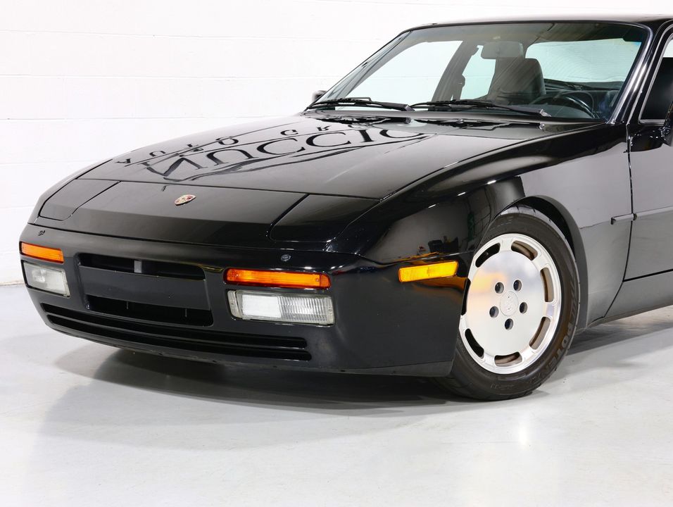 1988 Porsche 944 Turbo Coupe