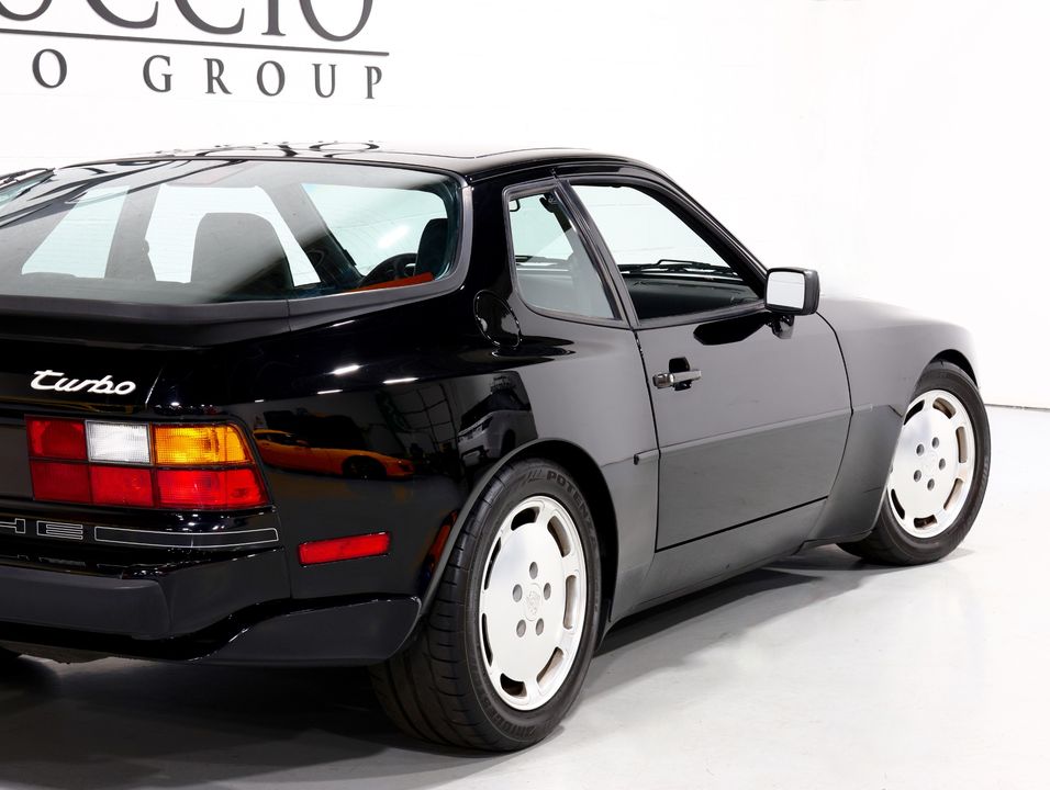 1988 Porsche 944 Turbo Coupe
