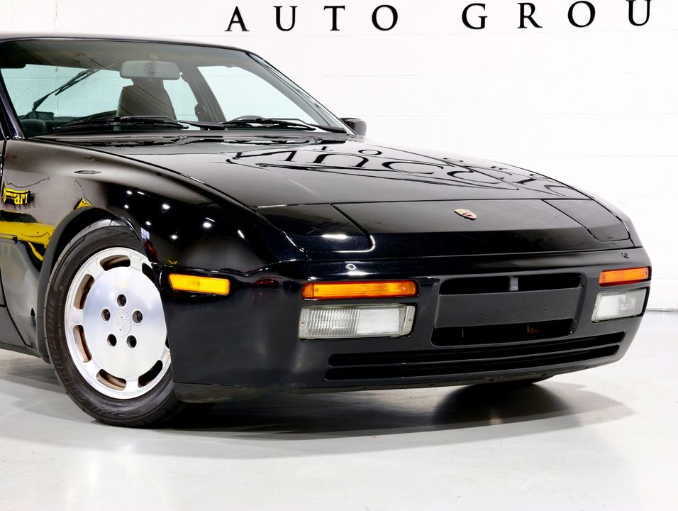 1988 Porsche 944 Turbo Coupe