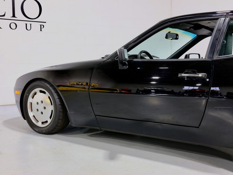 1988 Porsche 944 Turbo Coupe