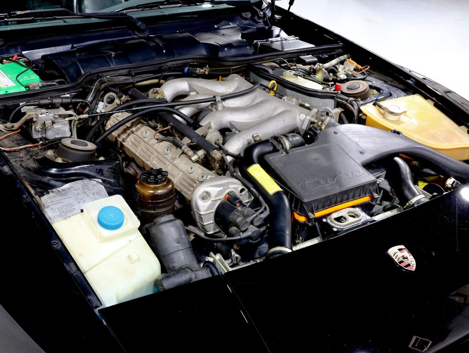 1988 Porsche 944 Turbo Coupe