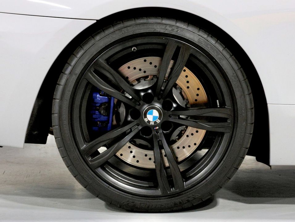 2015 BMW M6