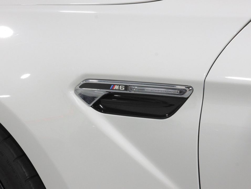 2015 BMW M6