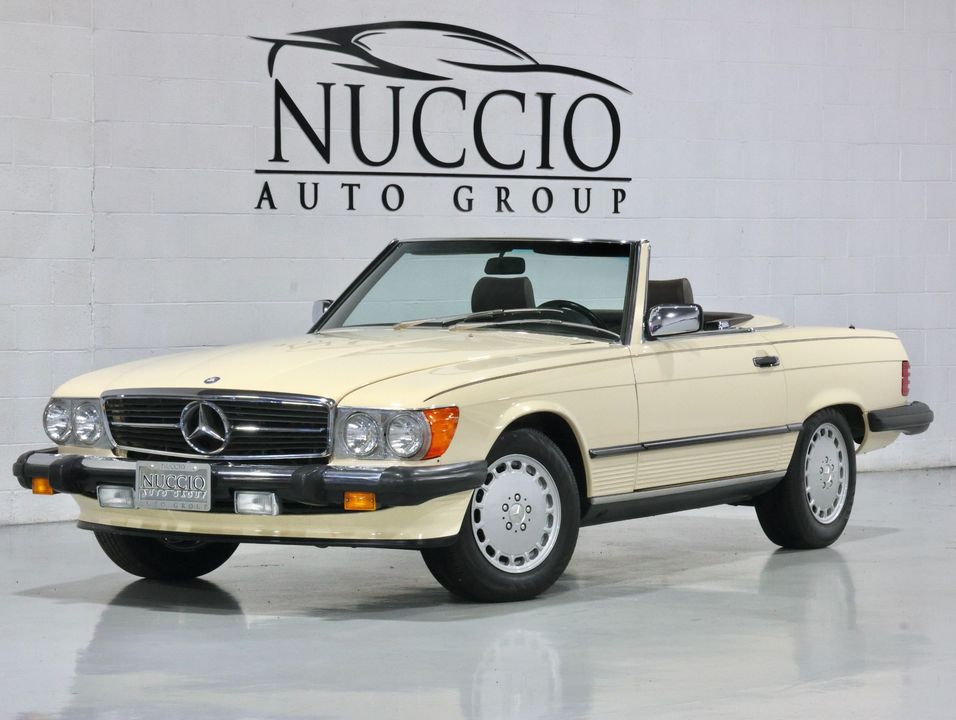 1987 Mercedes-Benz 560 SL