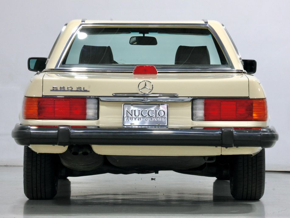 1987 Mercedes-Benz 560 SL
