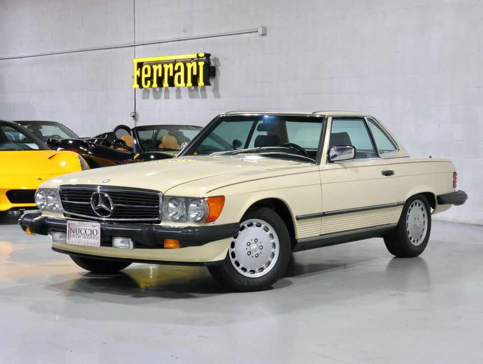 1987 Mercedes-Benz 560 SL