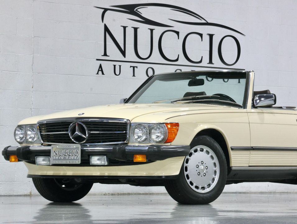 1987 Mercedes-Benz 560 SL
