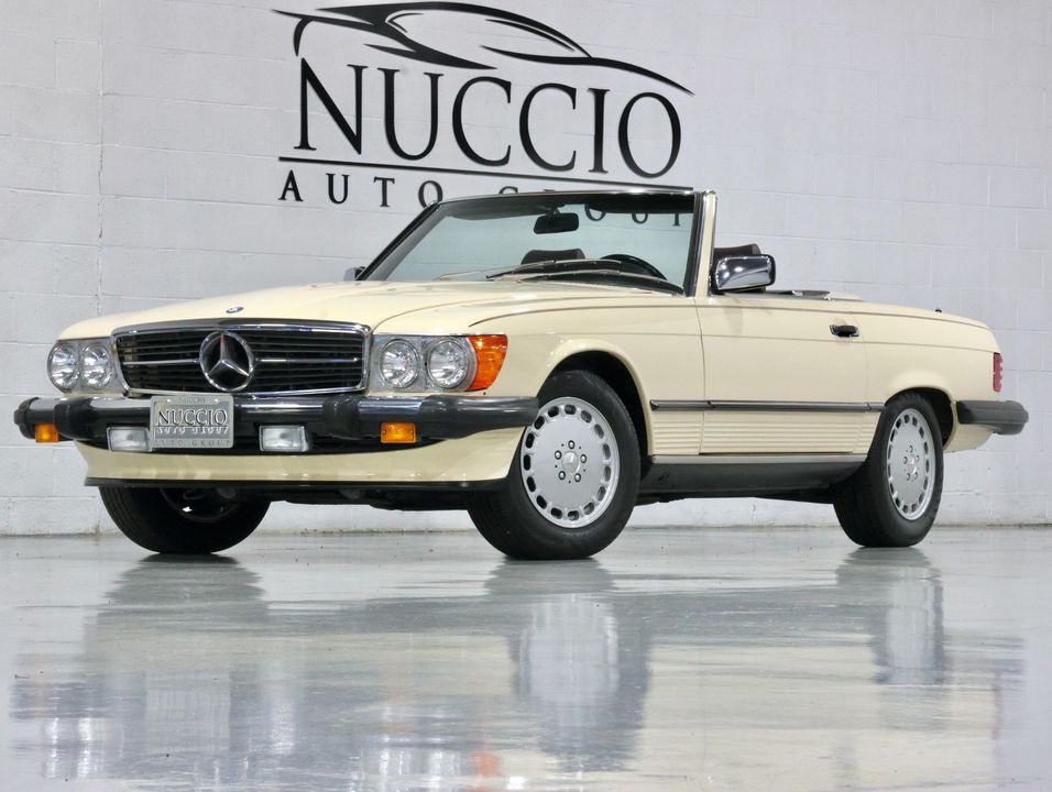 1987 Mercedes-Benz 560 SL