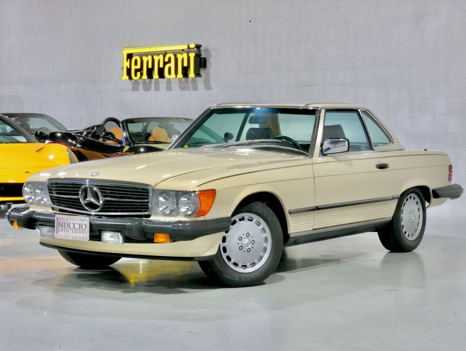 1987 Mercedes-Benz 560 SL