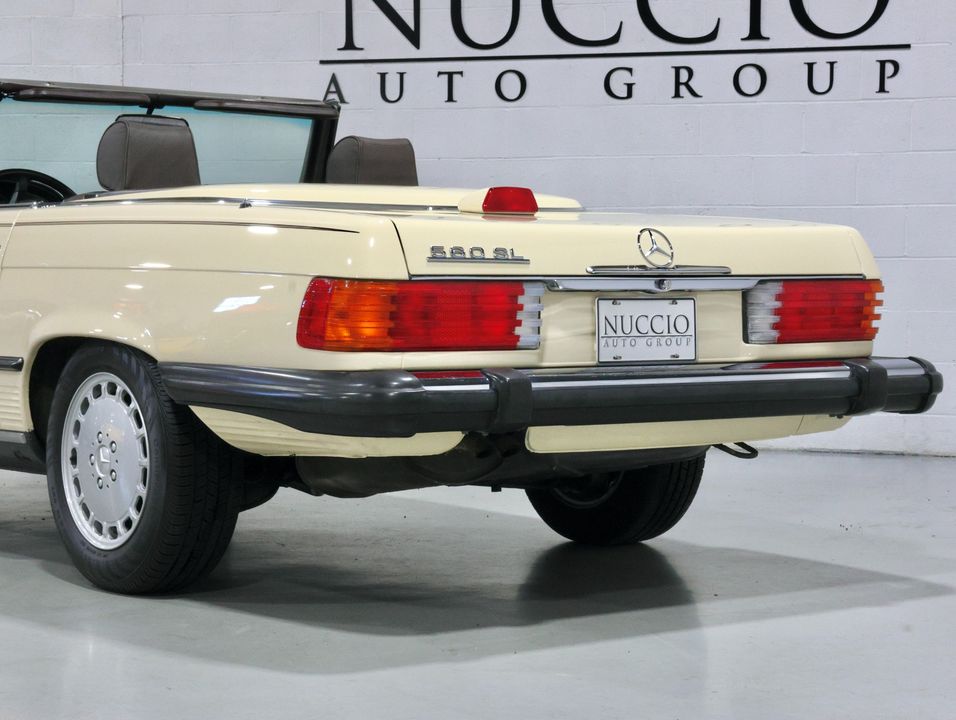 1987 Mercedes-Benz 560 SL