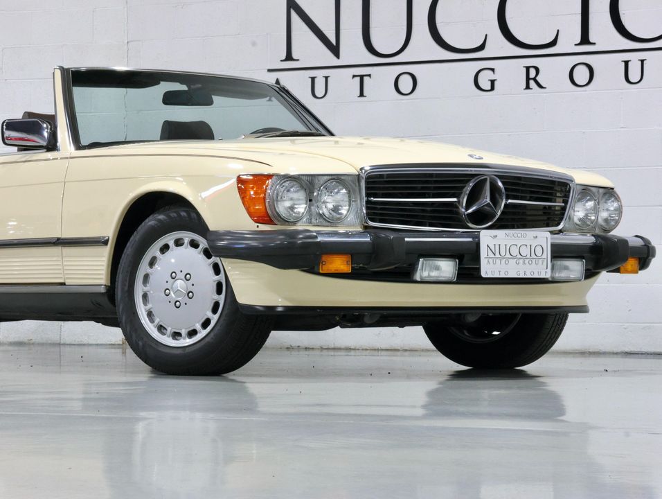 1987 Mercedes-Benz 560 SL