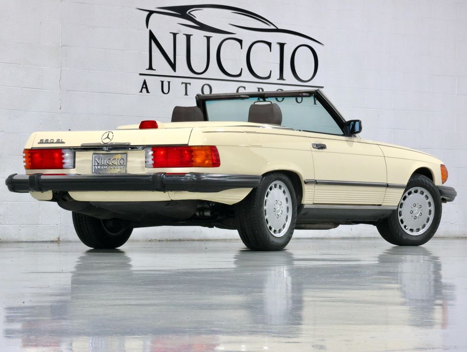 1987 Mercedes-Benz 560 SL