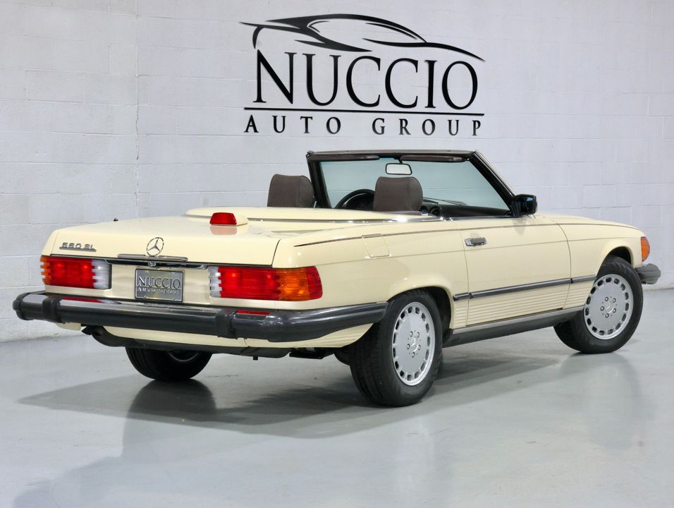 1987 Mercedes-Benz 560 SL
