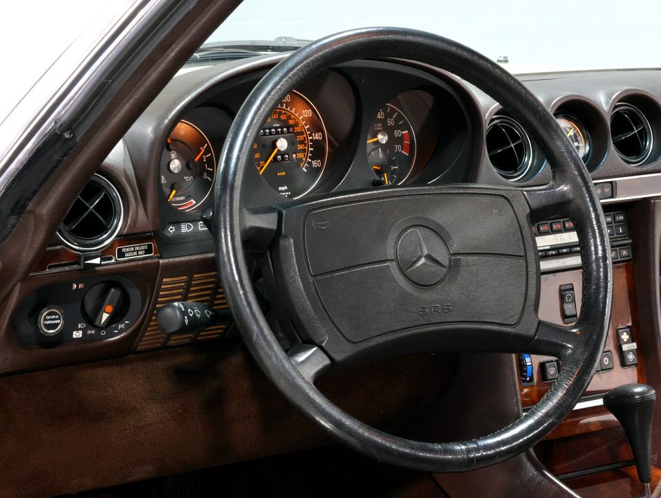 1987 Mercedes-Benz 560 SL