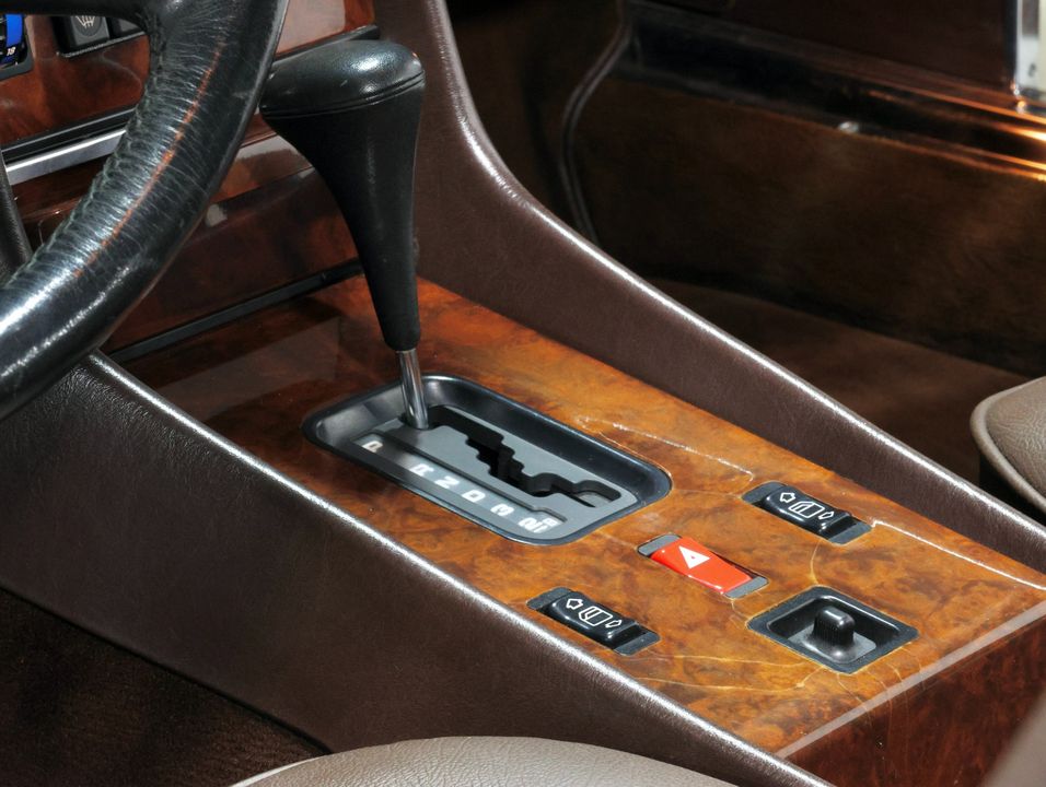 1987 Mercedes-Benz 560 SL
