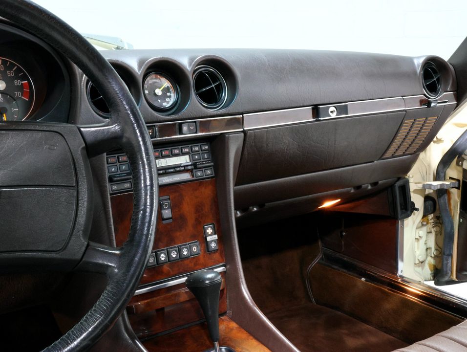1987 Mercedes-Benz 560 SL