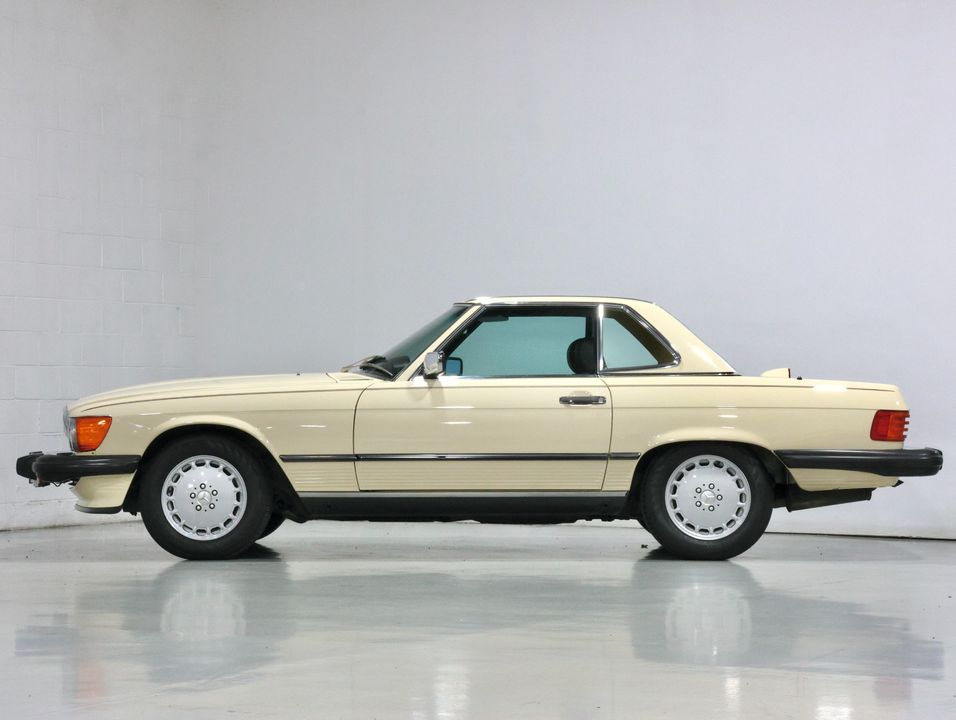 1987 Mercedes-Benz 560 SL