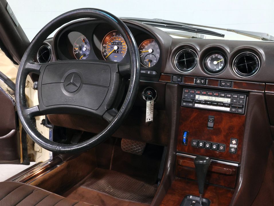 1987 Mercedes-Benz 560 SL