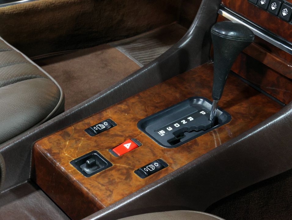1987 Mercedes-Benz 560 SL
