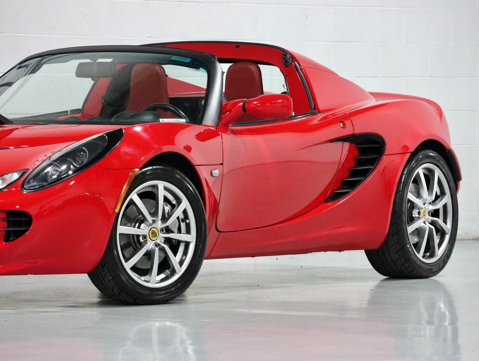2005 Lotus Elise