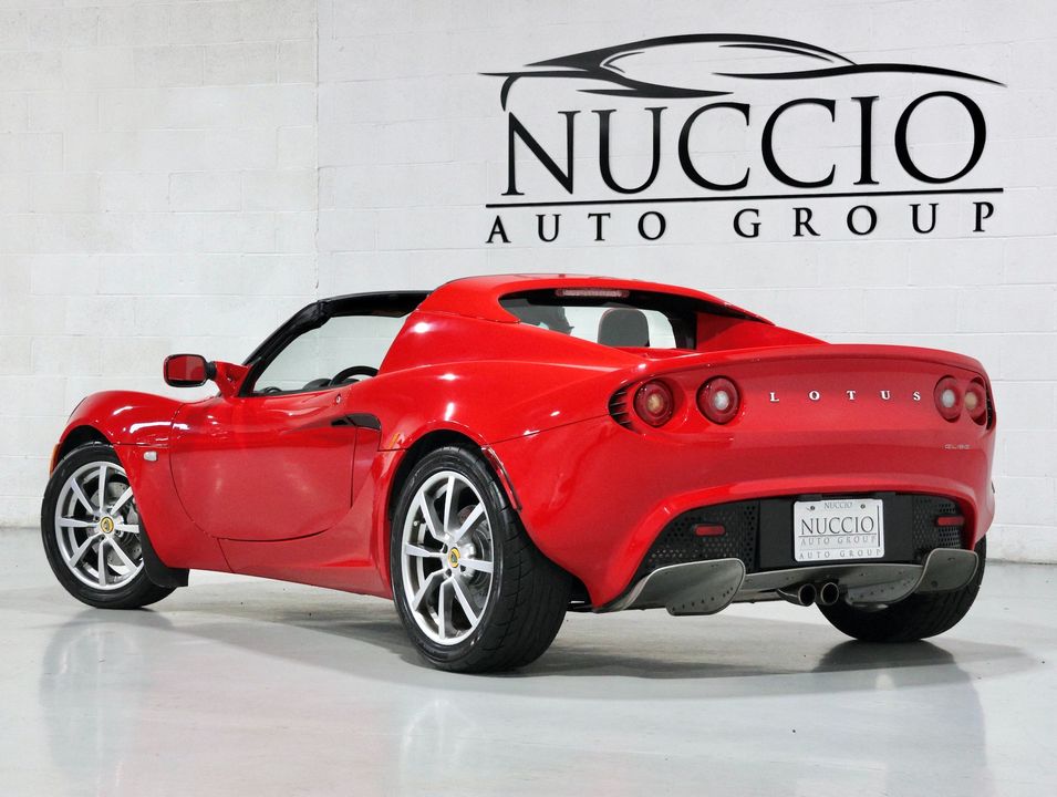2005 Lotus Elise