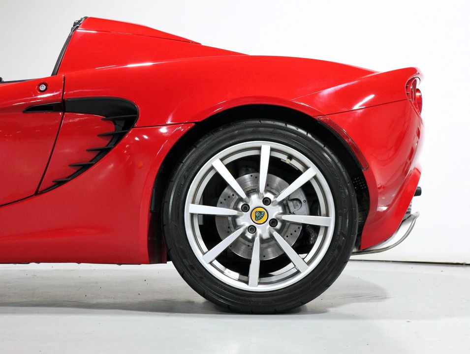 2005 Lotus Elise
