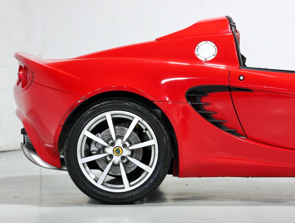 2005 Lotus Elise