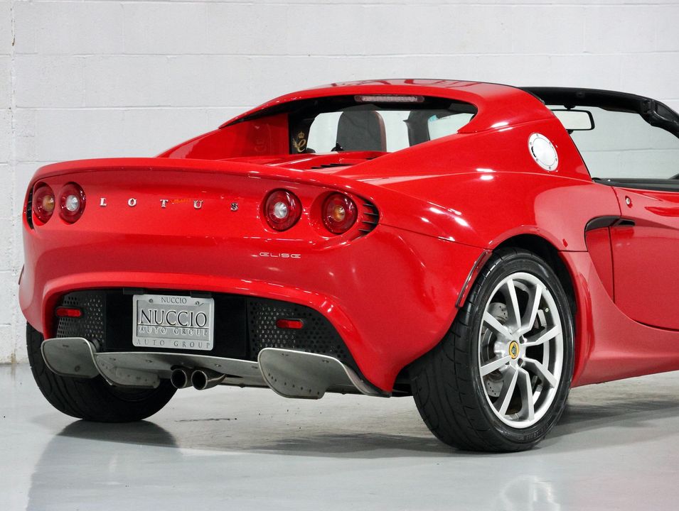 2005 Lotus Elise