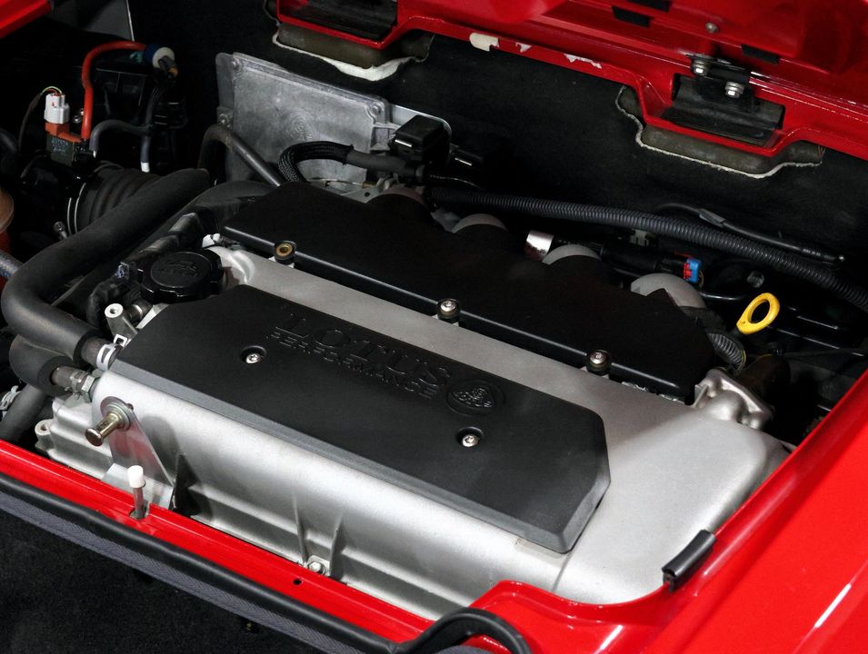 2005 Lotus Elise