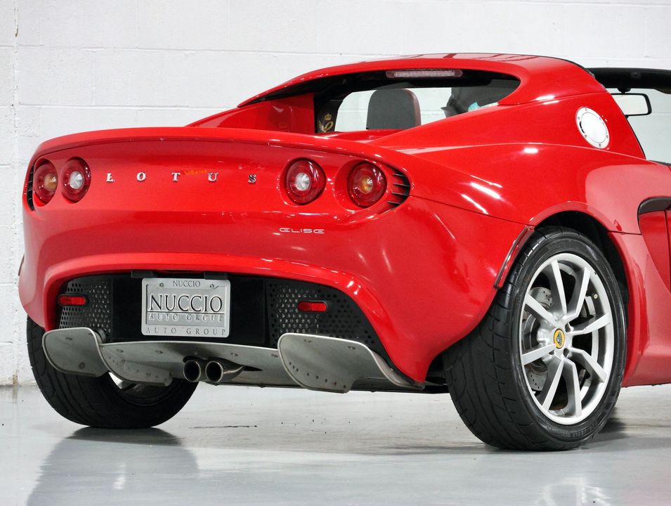 2005 Lotus Elise