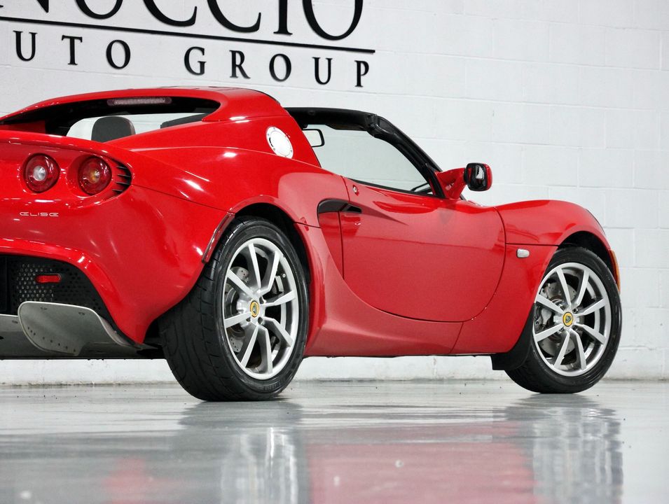 2005 Lotus Elise