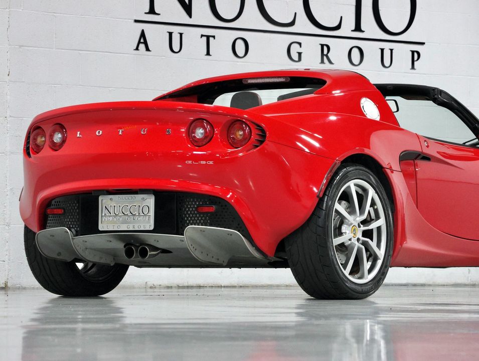 2005 Lotus Elise