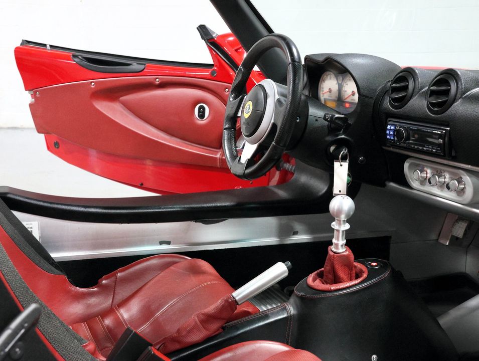 2005 Lotus Elise