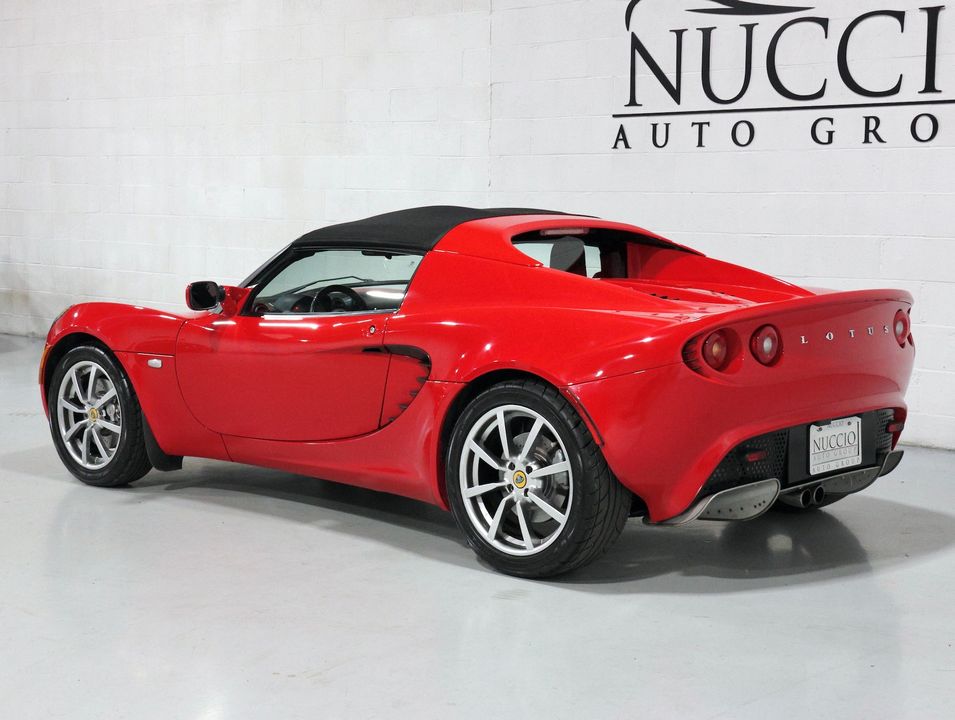 2005 Lotus Elise