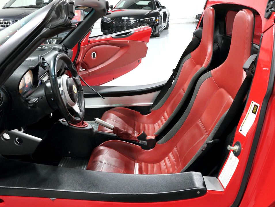 2005 Lotus Elise