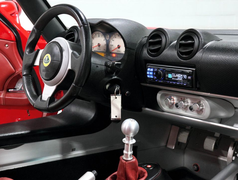 2005 Lotus Elise