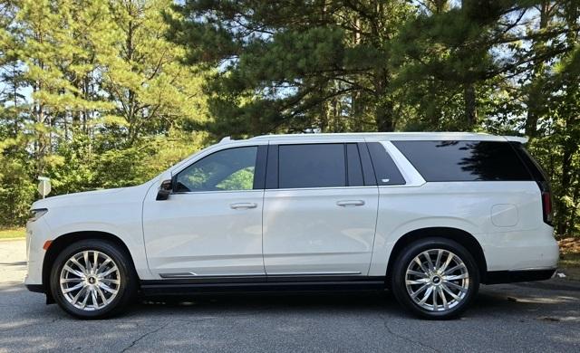 2022 Cadillac Escalade ESV