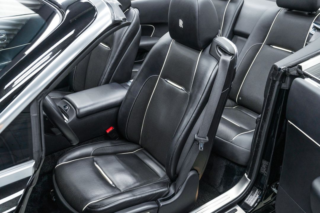 2017 Rolls-Royce Dawn