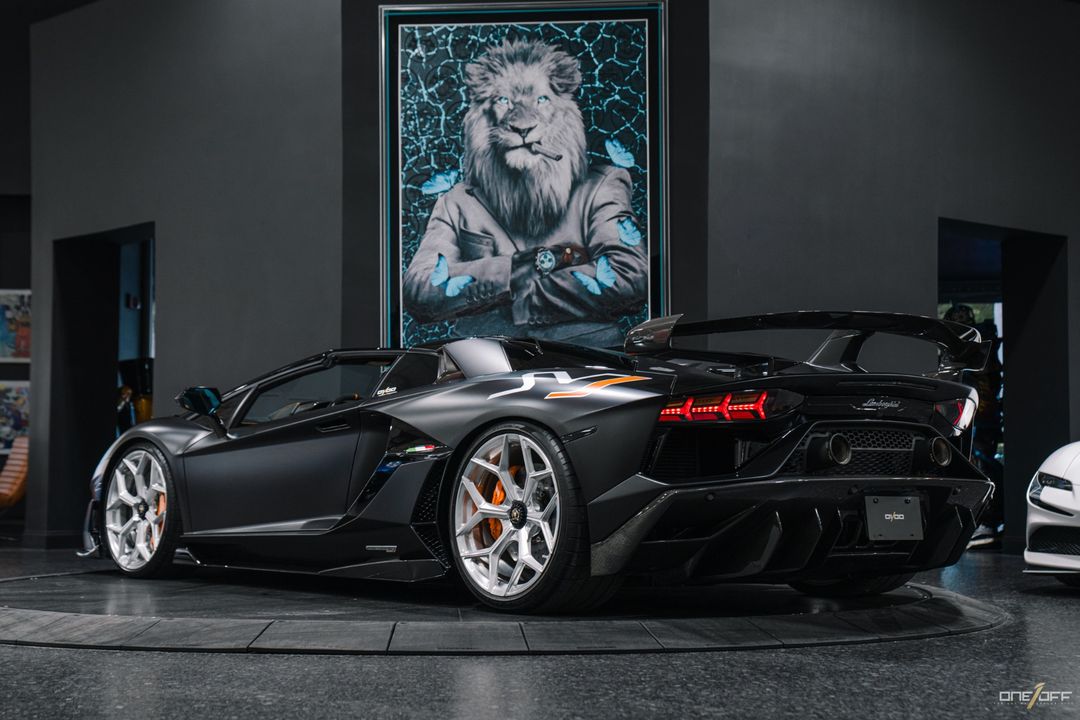 2021 Lamborghini Aventador