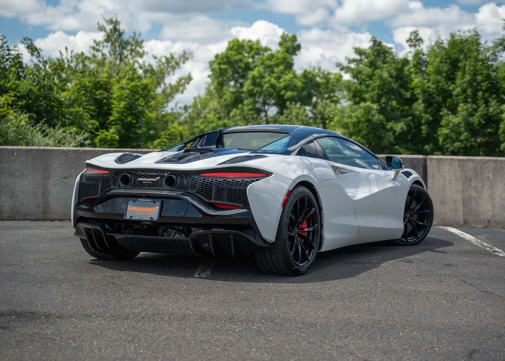 2025 McLaren Artura Spider