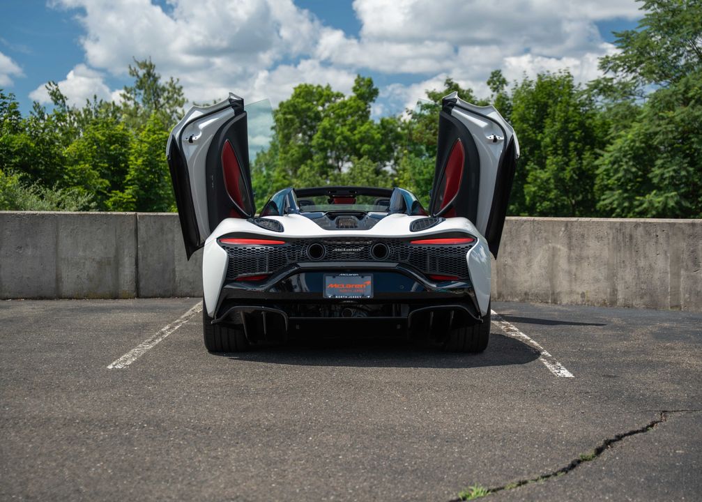 2025 McLaren Artura Spider