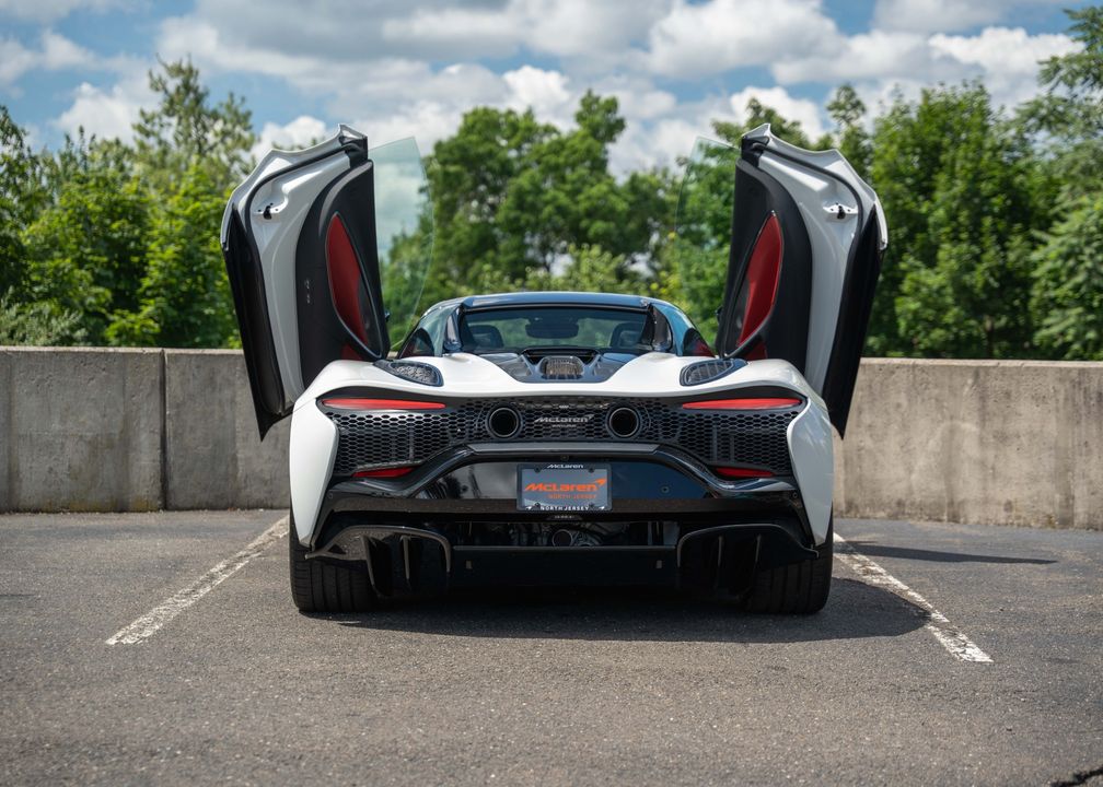 2025 McLaren Artura Spider