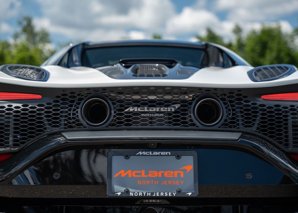 2025 McLaren Artura Spider