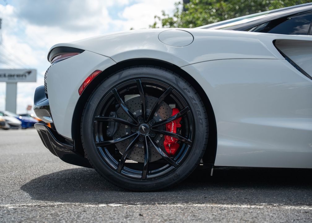 2025 McLaren Artura Spider