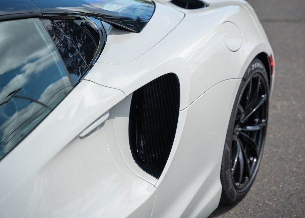 2025 McLaren Artura Spider