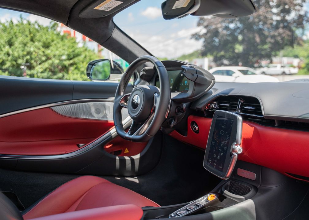 2025 McLaren Artura Spider