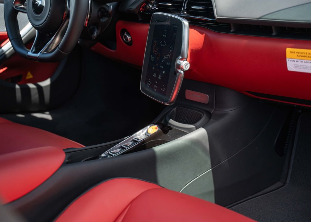 2025 McLaren Artura Spider