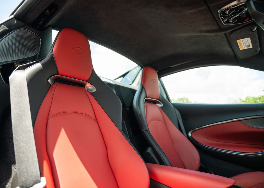 2025 McLaren Artura Spider