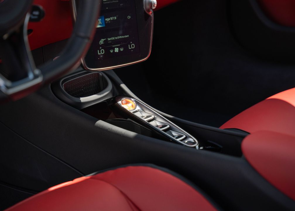2025 McLaren Artura Spider